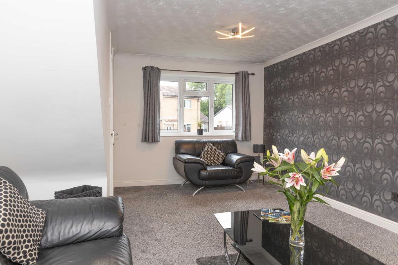 Capri 13 Sa - 3 Bedroom House Close To Loughborough University, Ev Car Facilities, Free Parking, Free Wifi - Ask For Contractor Rates! Bagian luar foto