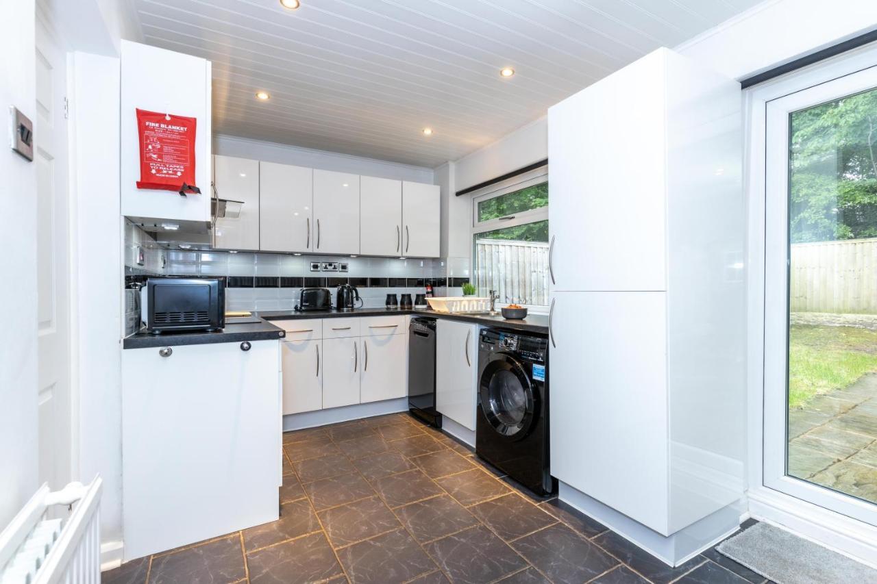Capri 13 Sa - 3 Bedroom House Close To Loughborough University, Ev Car Facilities, Free Parking, Free Wifi - Ask For Contractor Rates! Bagian luar foto