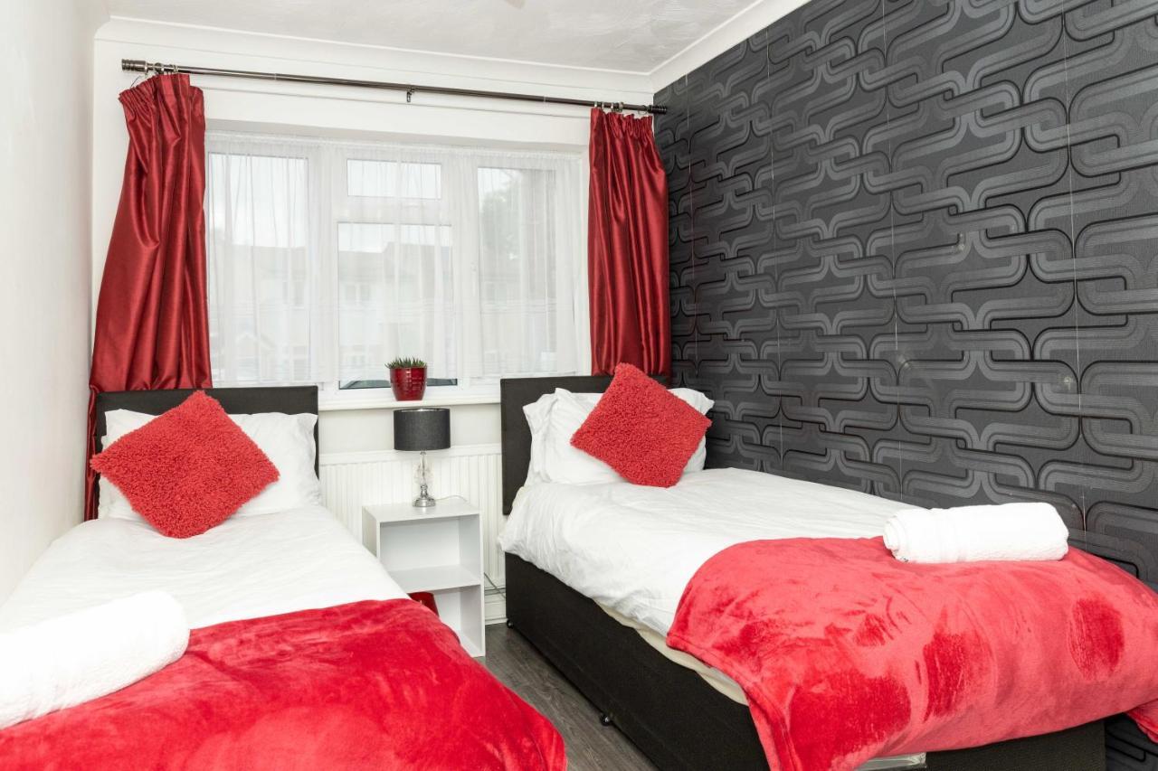 Capri 13 Sa - 3 Bedroom House Close To Loughborough University, Ev Car Facilities, Free Parking, Free Wifi - Ask For Contractor Rates! Bagian luar foto